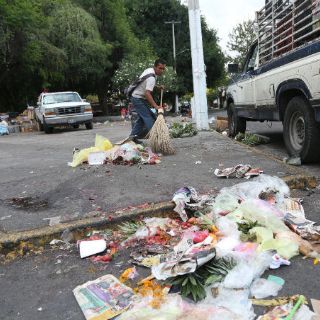 Pese a sanciones, ciudad reprueba en limpieza