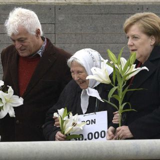 Víctima de Auschwitz se reúne con Merkel en Argentina