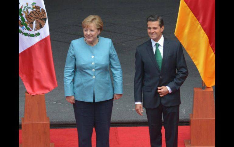 Firmarán diversos documentos de colaboración entre ambas naciones, en el segundo día de la visita oficial de la premier alemana. TWITTER / @gobmx