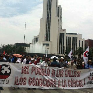 Manifestantes recuerdan 'El Halconazo' con mitin en el Zócalo