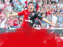 Hombre clave. Matías Alustiza tuvo un papel destacado en su primer torneo en Atlas, marcando ocho goles. MEXSPORT /