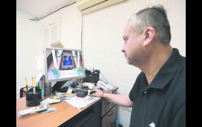 Nuevo sistema. Con las cámaras colocadas en dos panteones medirán cuántas más necesitan para el total de cementerios. EL INFORMADOR / F. Atilano