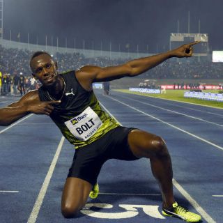 Usain Bolt se despide de Jamaica con victoria