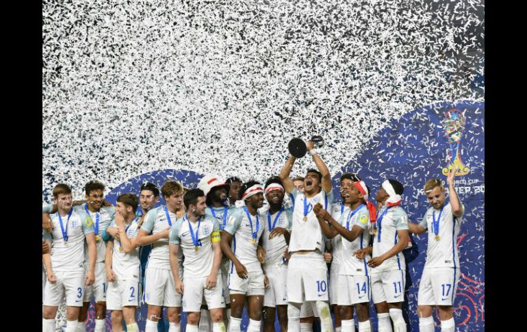 Con este triunfo Inglaterra estrena su palmarés en un Mundial sub-20 y Venezuela se cuelga la plata. AFP / K. Doo-ho