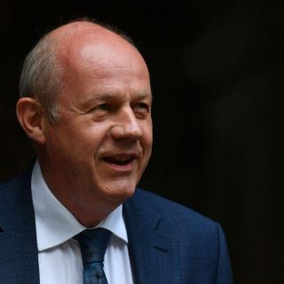 May elige a primer secretario del Reino Unido