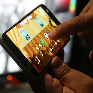 Evitar descargas de 'apps' innecesarias genera un gran ahorro