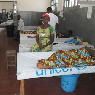 Casi la mitad de enfermos de cólera en Yemen son niños: Unicef