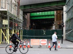 El área acordonada se convirtió en una escena del crimen en la que solo la policía podía entrar a recolectar evidencia. AFP / A. Lennis