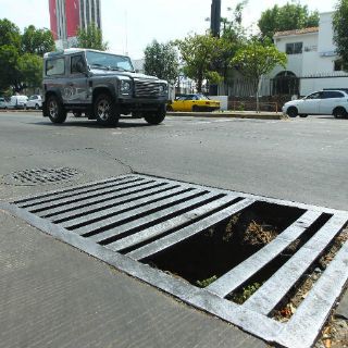 El SIAPA recibe 190 reportes diarios sobre alcantarillado