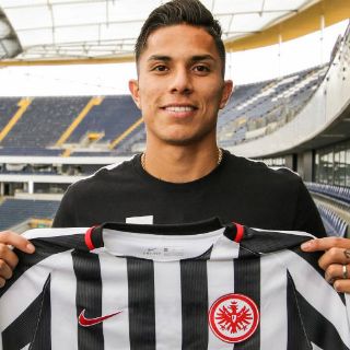 Salcedo cubrirá sensible baja en el Eintracht