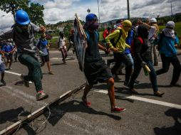 Las manifestaciones en Venezuela contra el gobierno de Maduro siguen en las calles. EFE / C. Hernández