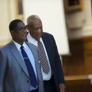 Aumenta frenesí al acercarse veredicto en caso de Bill Cosby