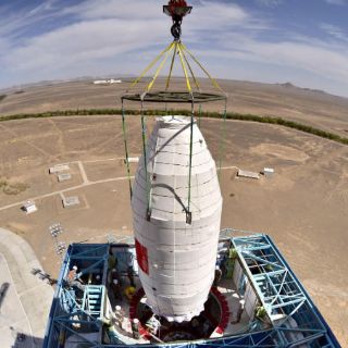 China coloca en órbita su primer telescopio de rayos X