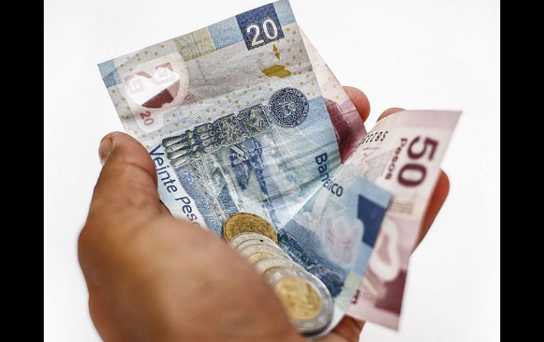 Sus sueldos oscilan entre cinco mil y los 10 mil pesos. EL INFORMADOR / ARCHIVO