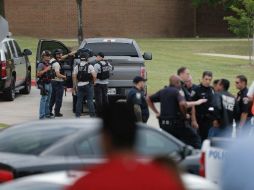 De acuerdo a los relatos, una bala alcanzó al menor cuando el padre cargó al infante y salió corriendo. EFE / ARCHIVO