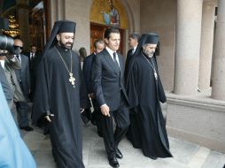 El Presidente fue recibido por ministros religiosos. SUN / L. Cortés