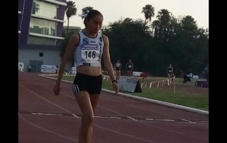 González, medallista de plata en Río, consigue el primer lugar en la prueba de 20 kilómetros de marcha. TWITTER / @FMAAmx