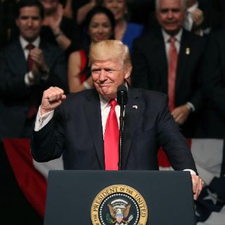 Donald Trump apoya el embargo a Cuba