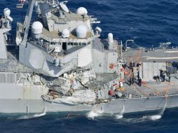 El USS Fitzgerald resultó dañado en su parte de estribor por encima y por debajo de su línea de flote. AFP / I. Sagisawa