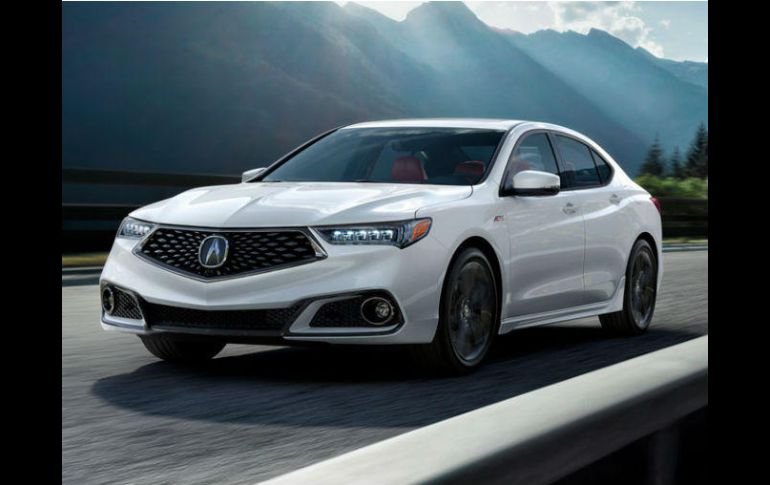 ACENTO VISUAL. Sus trazos indican deportividad gracias a un lenguaje de diseño que Acura atrae de la MDX para adaptarlo a este modelo. ESPECIAL / honda.mx