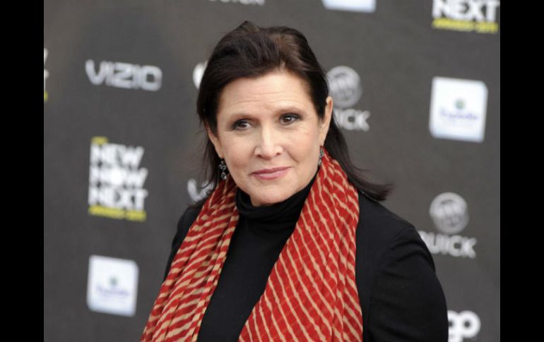 Fisher sufrió una emergencia médica durante un vuelo internacional el 23 de diciembre. AP / ARCHIVO