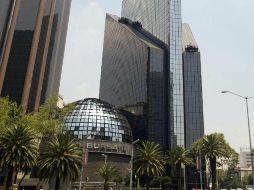 El mercado terminó contrario a los índices de Wall Street, donde el Dow Jones subió. NTX / ARCHIVO