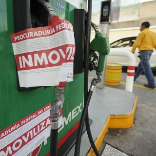 Gasolineros se comprometen a garantizar litros de a litro