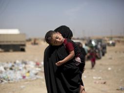 Los niños además han sido forzados por el EI a participar en la violencia. AP / ARCHIVO