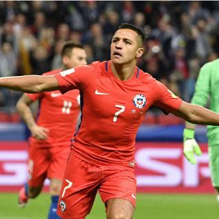 Alexis Sánchez se convierte en máximo goleador chileno