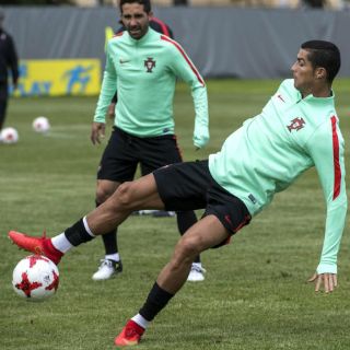 Portugal busca golear para ser líder del Grupo A