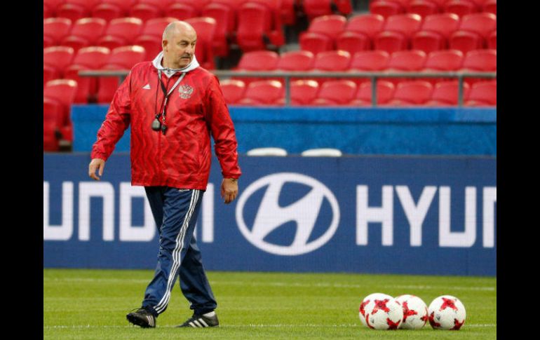 'Los aficionados rusos nos exigen ganar', dice Cherchesov. EFE / S. Dolzhenko