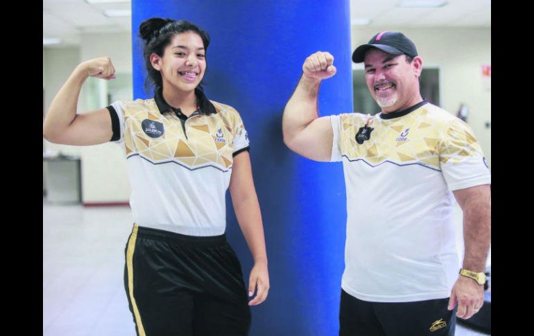 La jalisciense Ángela Gutiérrez se prepara de la mano de su entrenador Eusebio Cruz para viajar en octubre del 2018 a Buenos Aires. EL INFORMADOR / F. Atilano