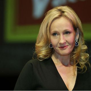 J.K. Rowling, mágica creadora que encantó al mundo