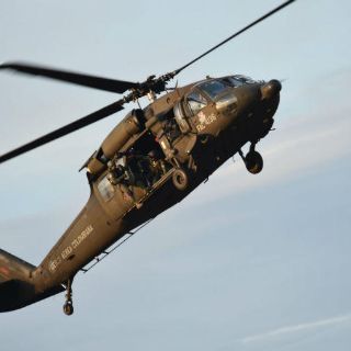 Embarcación con turistas se hunde en represa de Colombia