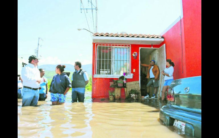 Inundaciones y deslizamientos surgen cada temporal en el fraccionamiento Los Eucaliptos, en Tlajomulco.  /
