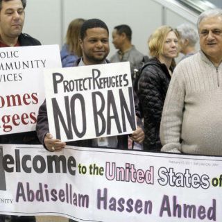 Corte Suprema restablece restricción migratoria de Trump