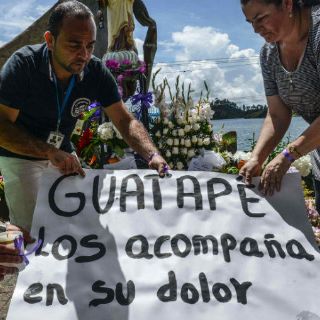 Continúa la búsqueda de desaparecidos tras naufragio en Colombia