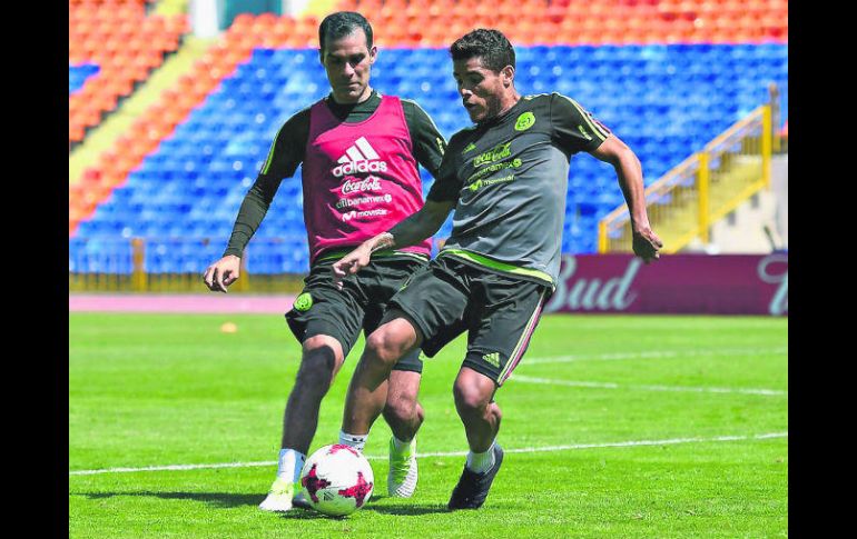 Jonathan dos Santos ha sido titular en dos de los tres encuentros en Confederaciones y se perfila para iniciar frente a Alemania. TWITTER / @miseleccionmx