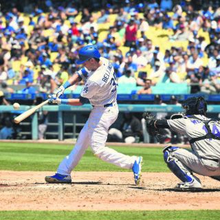 Bellinger y Kluber, Jugadores de la Semana