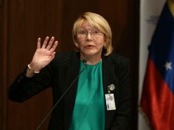La fiscal general Luisa Ortega Díaz declaró que desconocerá las decisiones del Supremo y que defenderá la Constitución. AP / F. Llano