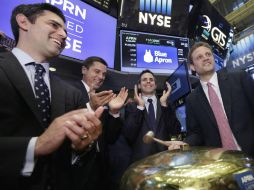 Los operadores en el parqué neoyorquino apostaban hoy por las compras animados por una espectacular subida de Nike. AP / R. Drew