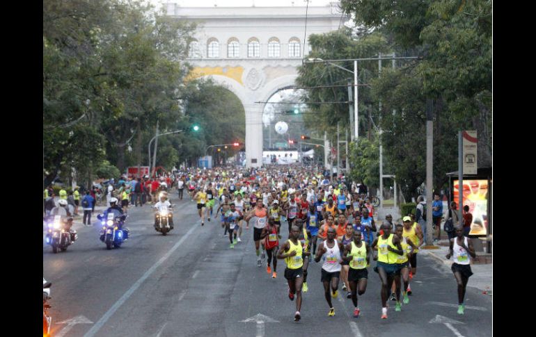 Para la edición de este año esperan la presencia de ocho mil 500 corredores. EL INFORMADOR / ARCHIVO