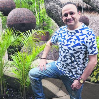 Lalo España rompe sus límites