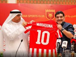 'Él sabe que lo quiero mucho', dice Maradona sobre Messi, a quien define como 'una excelente persona'. FACEBOOK / @DiegoMaradonaOficial