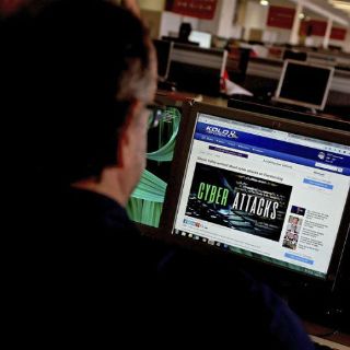 Ucrania acusa a Rusia de ciberataque masivo