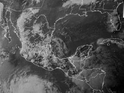 La onda tropical número 10, se extenderá sobre el sureste de México. TWITTER / @conagua_mx