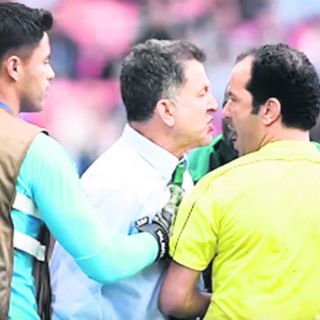 'Pedíamos al árbitro que revisara la cámara'