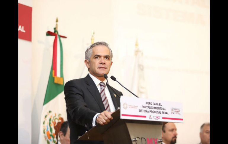 Miguel Ángel Mancera, dijo que la propuesta de la reforma será llevada a las Cámaras de Senadores y Diputados, así como a la PGR. TWITTER / @ManceraMiguelMX