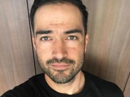 Herrera interpretaba a Hernando, quien sostiene una relación amorosa con Lito. FACEBOOK / Alfonso Herrera