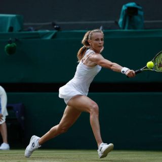 Rybarikova sorprende y vence a Pliskova